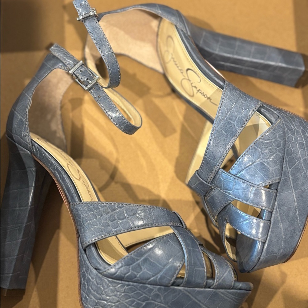 Elegant Blue Jessica Simpson Platform Heels